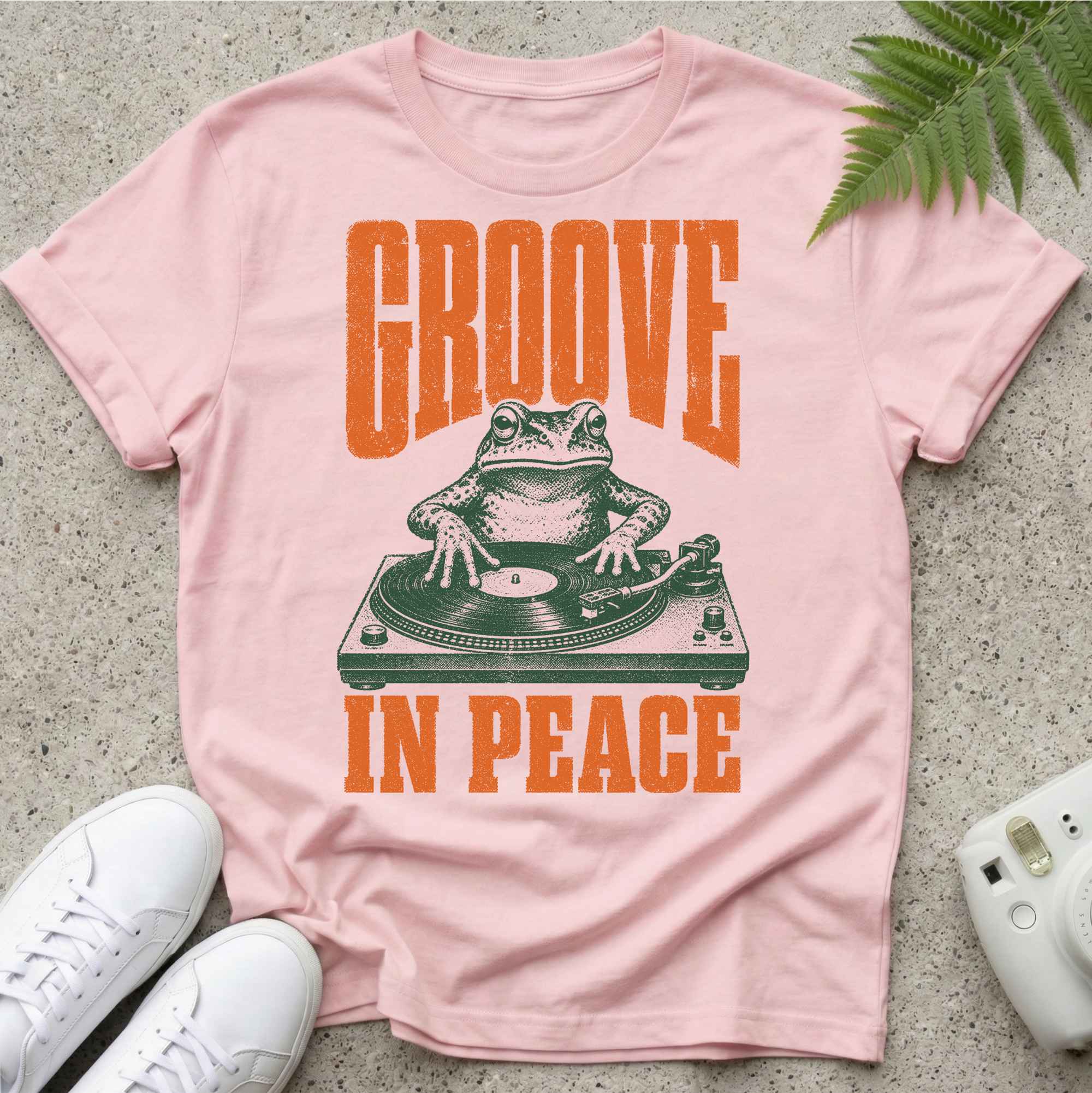 Groove In Peace Frog T-shirt