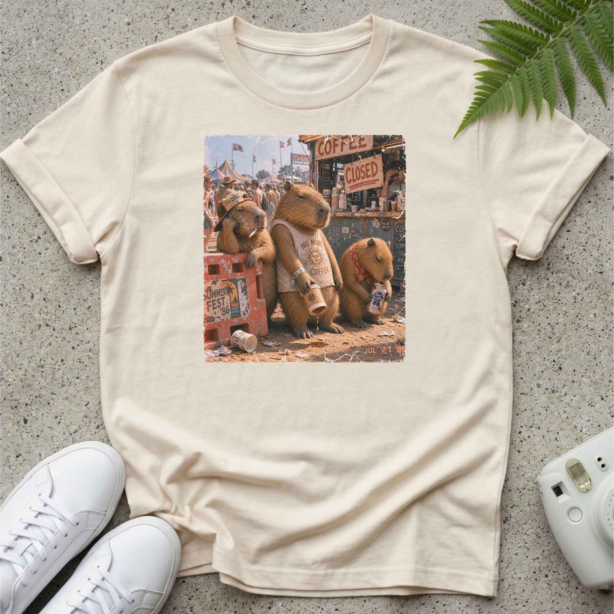 Cappybaru Coffee Closed T-shirt