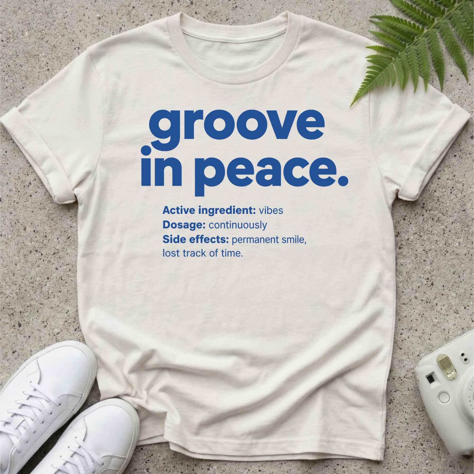 groove in peace. T-shirt